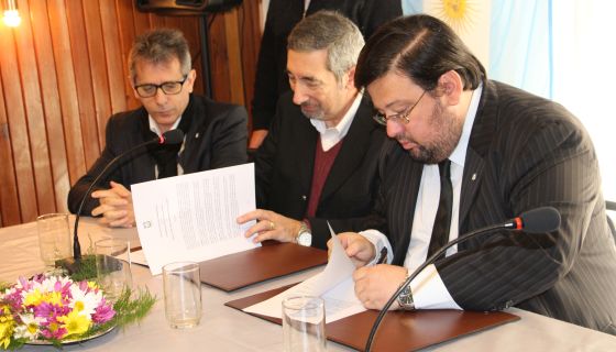 La UNSL firmó un convenio de cooperación con el Sindicato de Empleados Provinciales