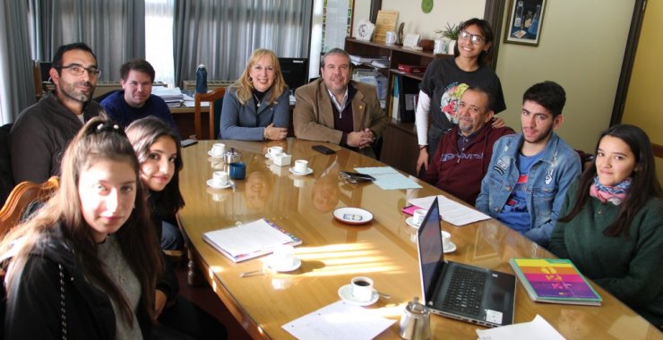 La UNSL asesoró a la Escuela Chile sobre alimentos transgénicos
