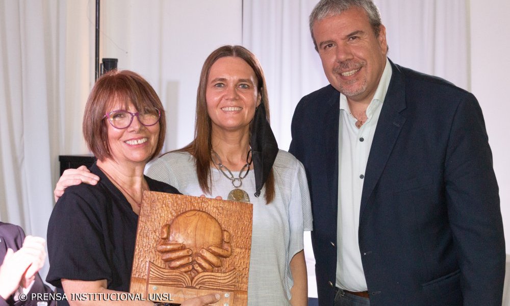 La UNSL entregó el premio «Rector Alberto Puchmüller»