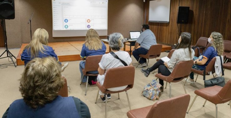 El Jardín Maternal se capacita para la implementación de su plataforma web