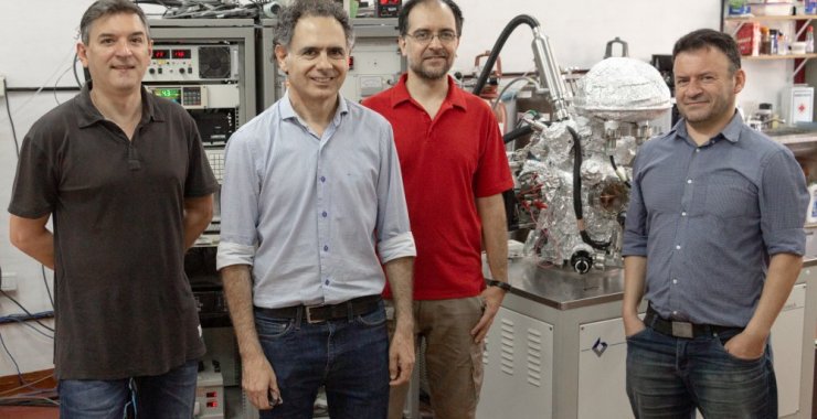 A la espera de un importante equipo para la Fisicoquímica de Superficies