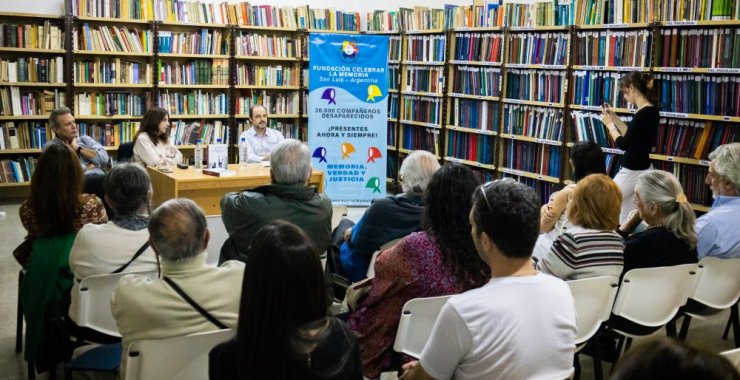 Presentaron el libro: «Democracia y Terrorismo de Estado en la Argentina»